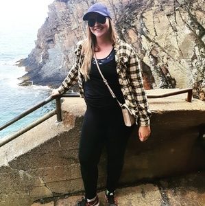 Meet your Posher, Alana